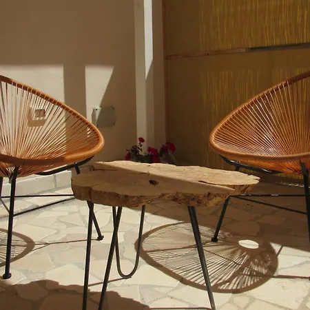 Broom House San Foca