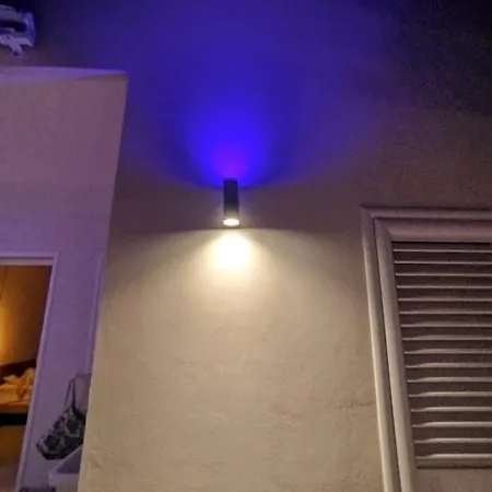 Guest house Broom House *
